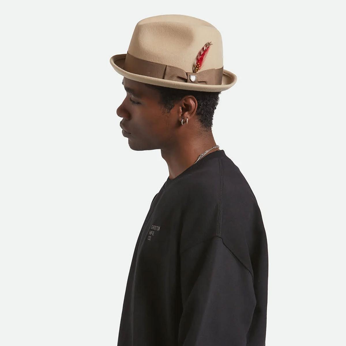 BRIXTON HATS | Gain Wool Felt Fedora Hat | 135600 | lsmtwo | SAND/ANTIQUE BRASS