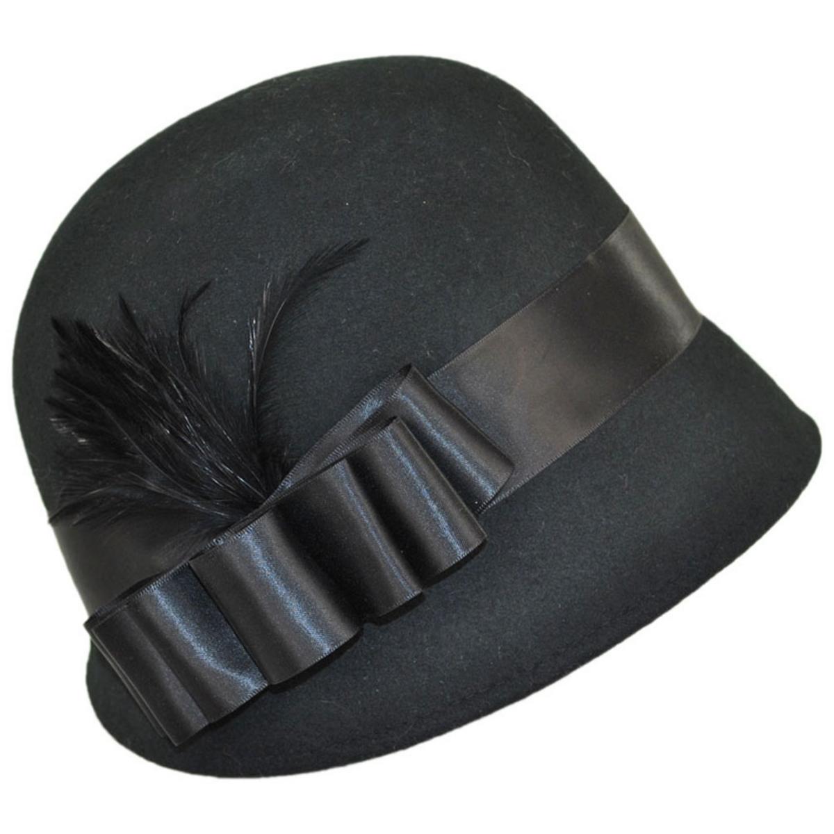 sur la tete | Chloe Wool Felt Cloche Hat | 125511 | lead | BLACK