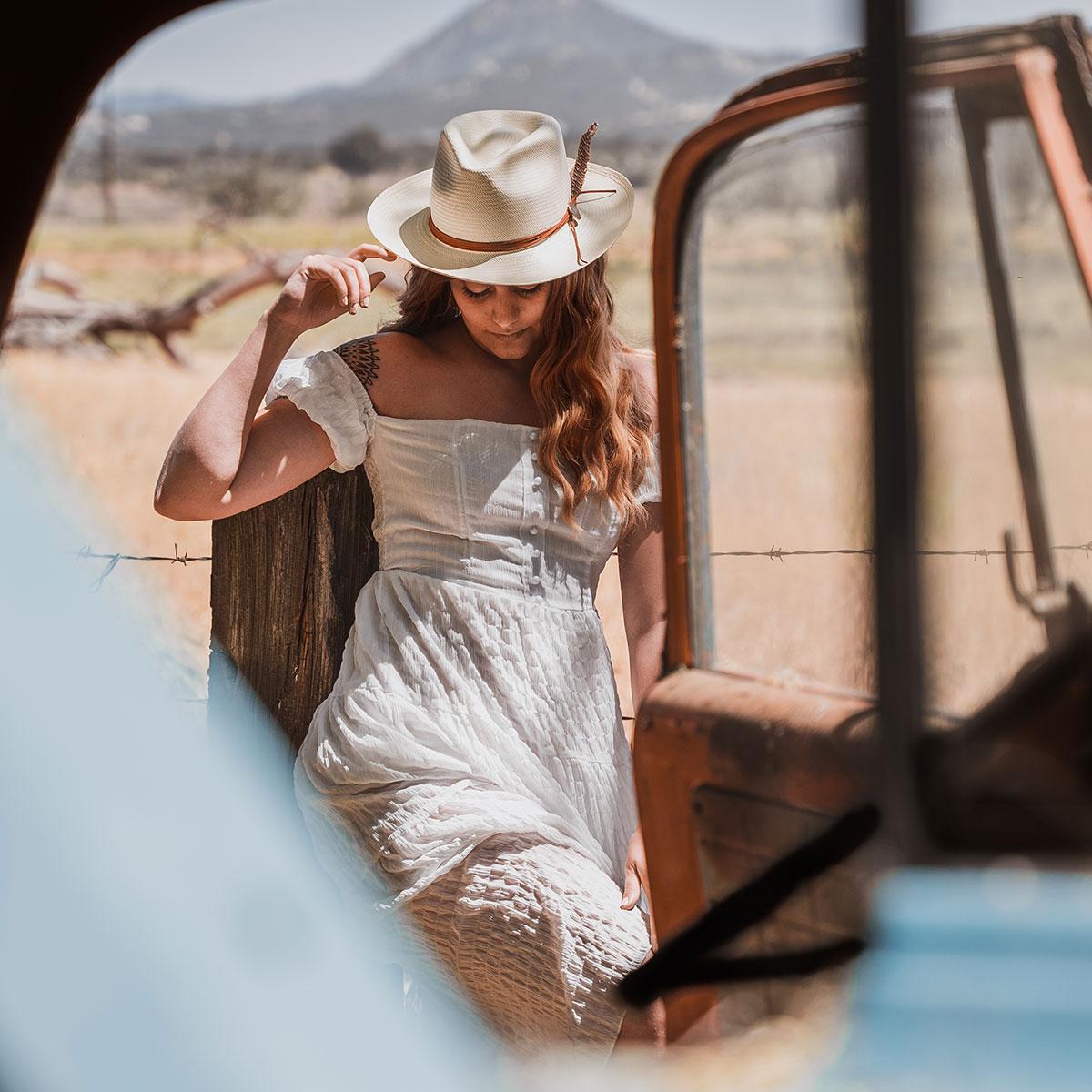 Stetson | Tallahassee Shantung Straw Fedora Hat | 126944 | lsfone | NATURAL
