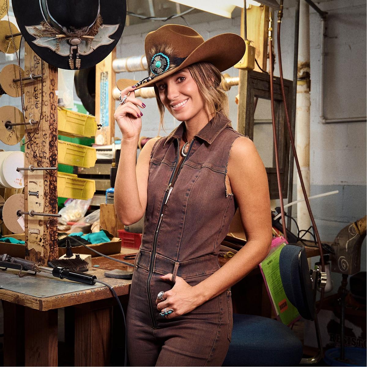 Charlie 1 Horse | Lainey Wilson Country with a Flare Wool Felt Western Hat | 124970 | lsfone | COGNAC