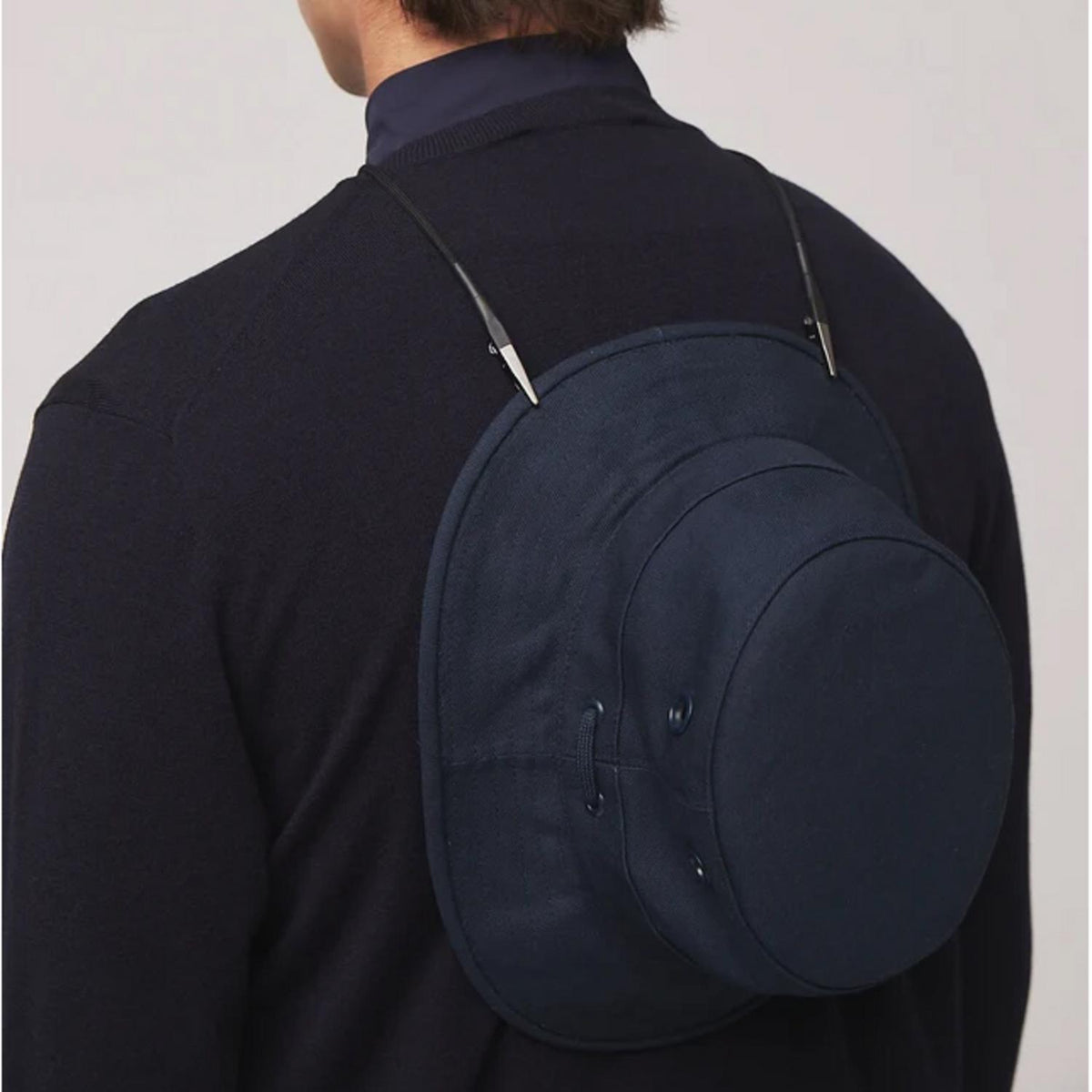 Tilley Endurables | Hat Carry Clip | 601851 | profile | BLACK