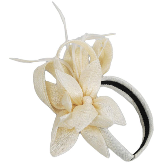 Kathy Jeanne | Jada Sinamay Straw Fascinator Hat | 122428 | lead | IVORY