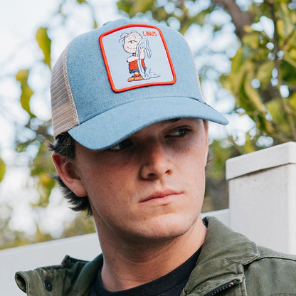 Peanuts | Linus Mesh Trucker Snapback Baseball Cap | 201301 | lsmone | DENIM BLUE