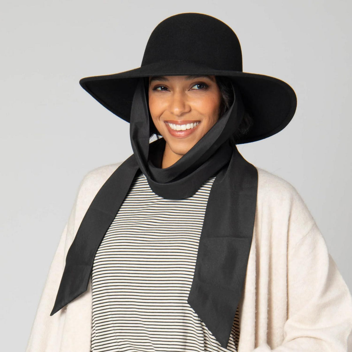 San Diego Hat Company | Stella Wool Felt Floppy Swinger Hat with Chin Ties | 125225 | lsfone | BLACK
