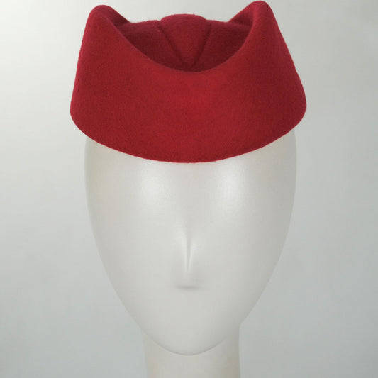 sur la tete | Stewardess Wool Felt Pillbox Hat | 157021 | front | RED