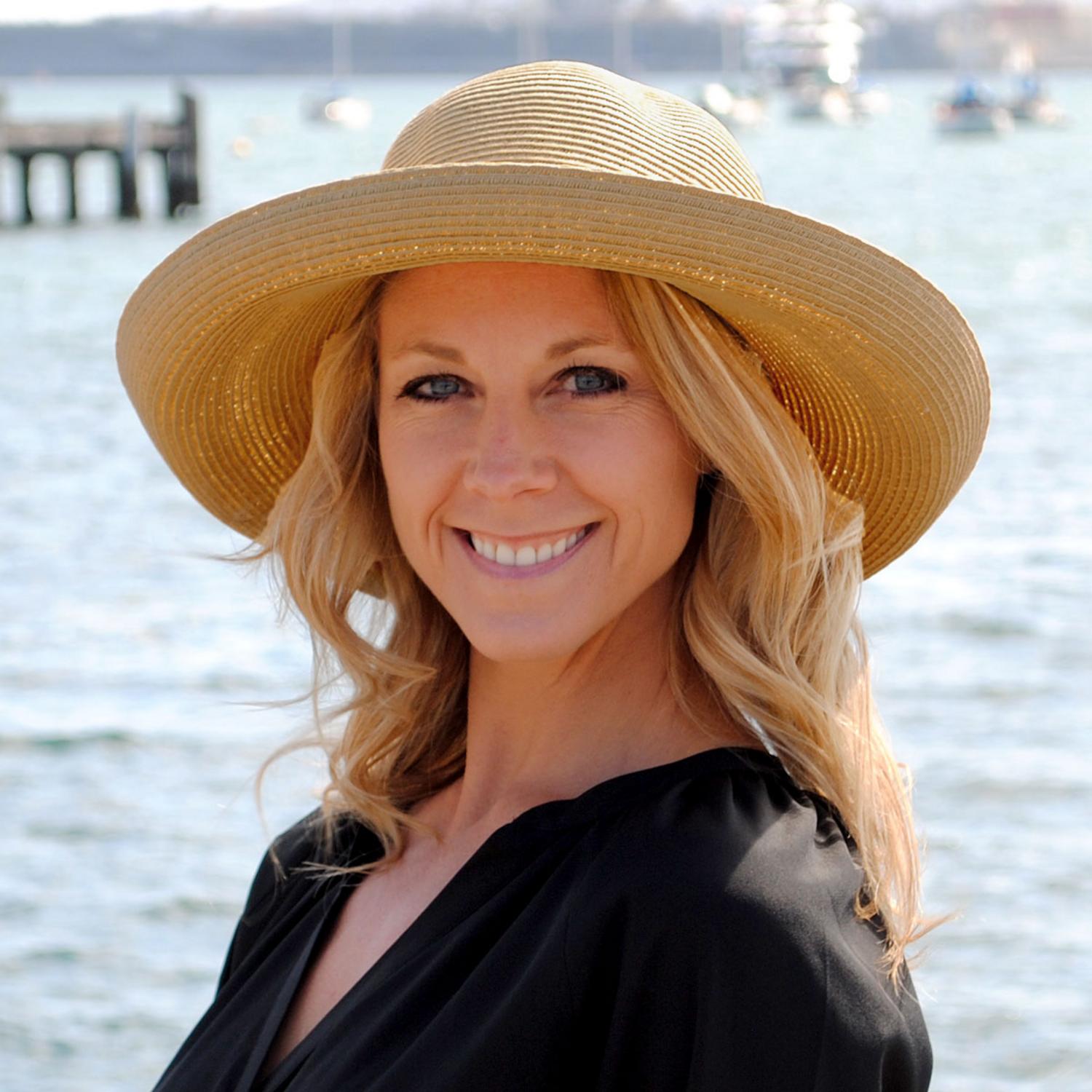 sur la tete | Traveler Toyo Straw Breton Sun Hat | 104200 | lsmone | TOAST