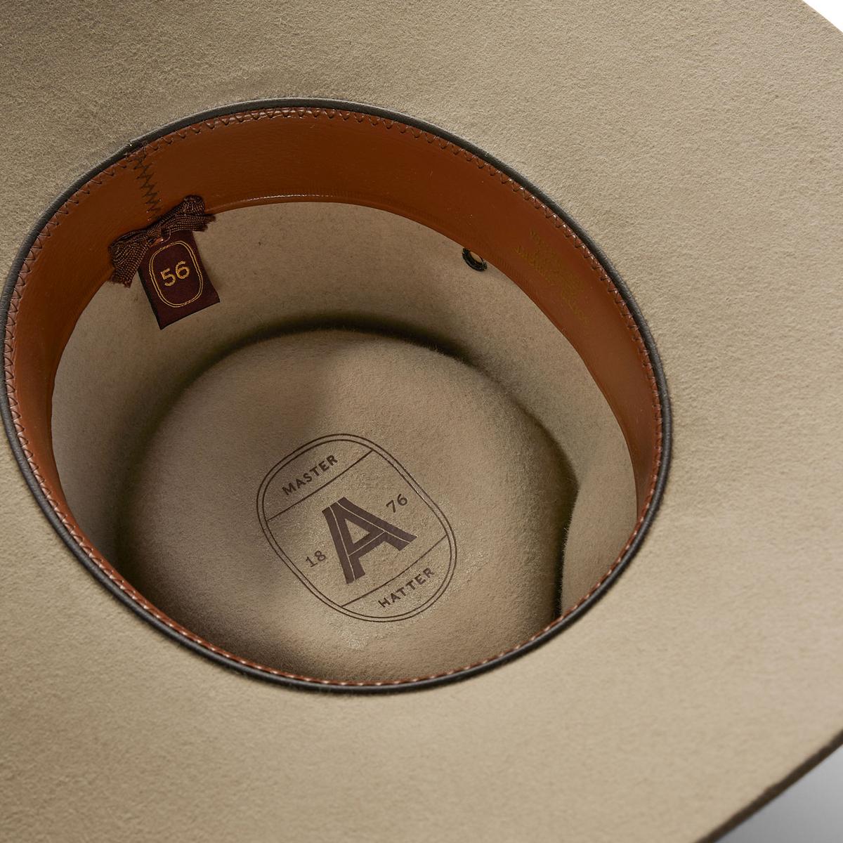 Akubra | Territory Fur Felt Australian Western Hat | 131703 | detailthree | SAND