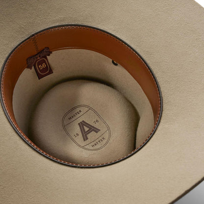 Akubra | Territory Fur Felt Australian Western Hat | 131703 | detailthree | SAND