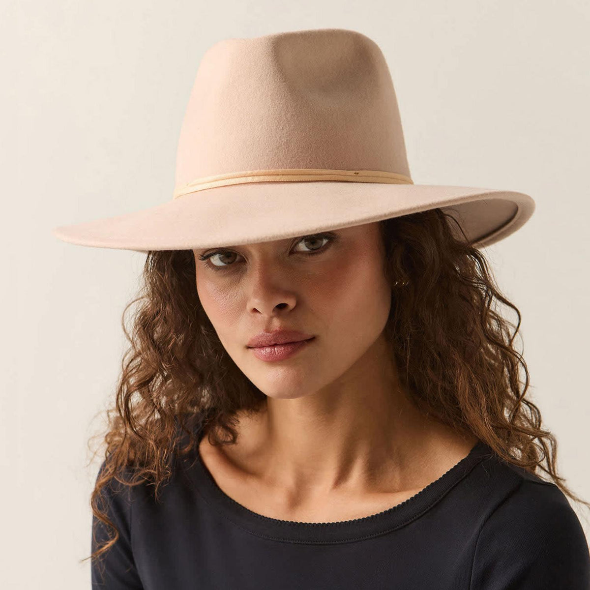 BRIXTON HATS | Juniper Packable Wool Felt Fedora Hat | 123935 | lsmone | BLUSH